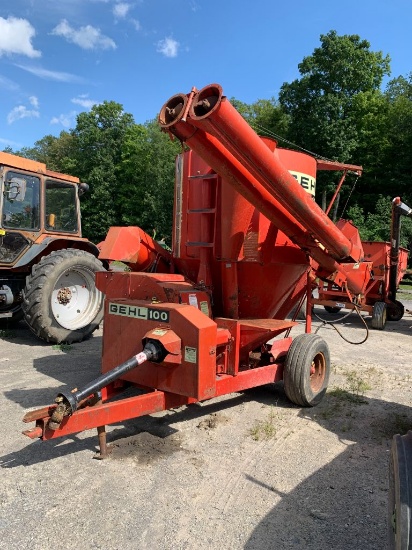 3495 Gehl 100 Mixer Grinder