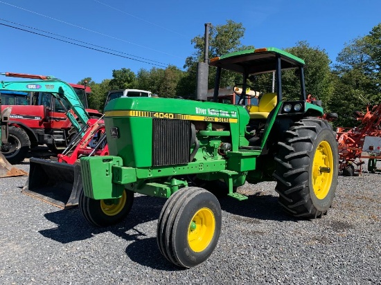3627 1981 John Deere 4040 Syncro Tractor