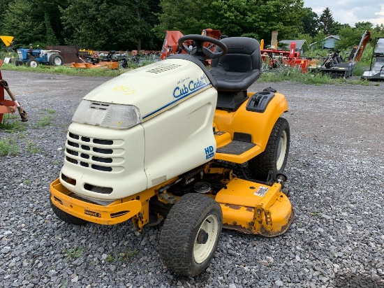 6503 Cub Cadet 3204 Garden Tractor