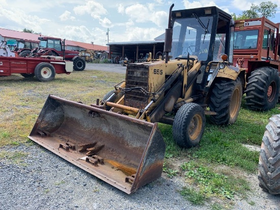 6623 Ford 655 Loader Tractor