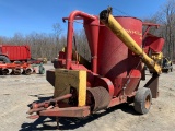 6103 New Holland 358 Grinder Mixer