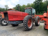 6672 International 3388 Tractor