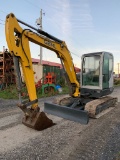6712 2010 Gehl G6003 Excavator
