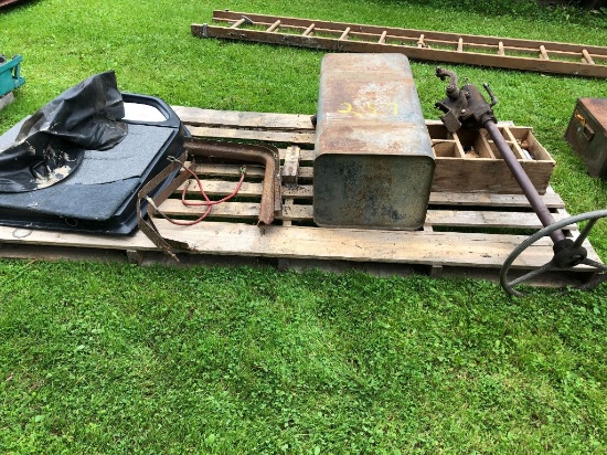 257 Pallet Lot of Steering Box, Fuel Tank, Door