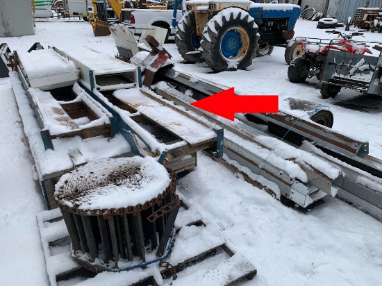 3811 Chain Bunk Feeder