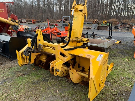 6886 Houle8ft Pull-Type Snow Blower