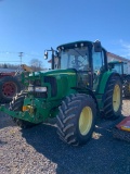 6832 John Deere 6220 Tractor