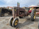 3973 1952 John Deere B Tractor