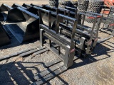 8133 New 48in Kivel 4200lb Step Thru Pallet Forks