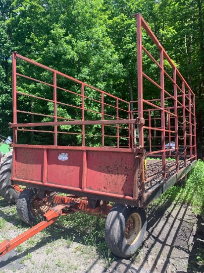 4179 Hay Wagon