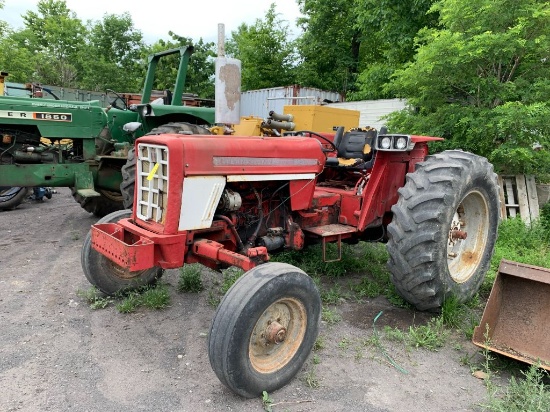 4483 International 574 Tractor