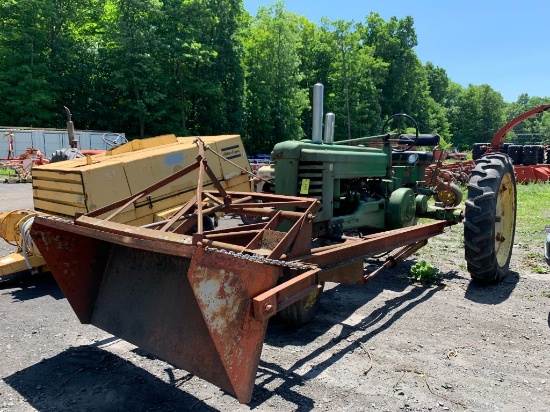 4489 John Deere B Tractor