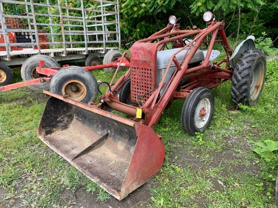 4517 Ford 9N Tractor