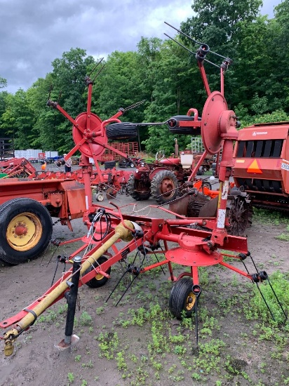 4587 New Holland 163 Tedder