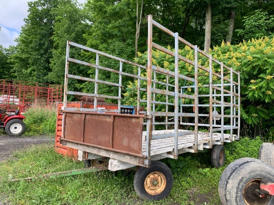 4640 Hay Wagon