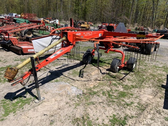 7354 Kuhn GA4120TH Rotary Rake