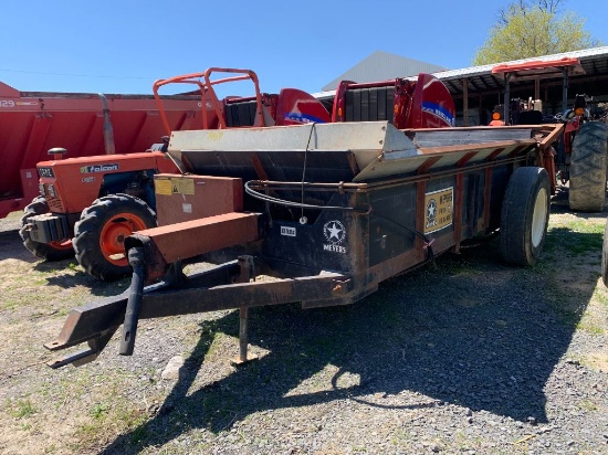 7409 Meyers M300 Spreader