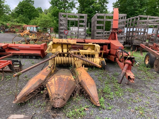 7468 New Holland 900 Forage Harvester
