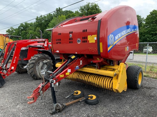 7530 New Holland 450 Roll Belt Baler