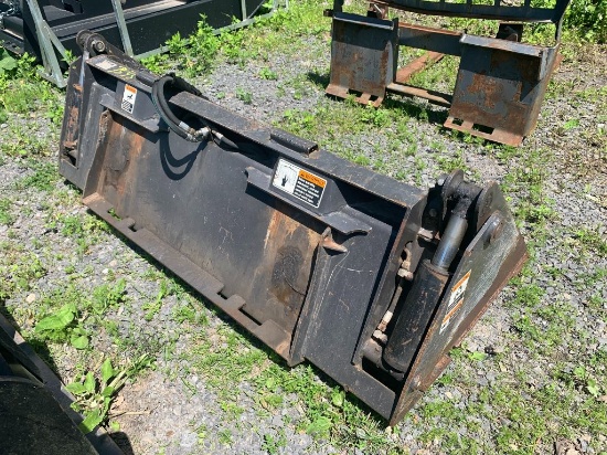 7545 Case HD 4-in-1 Bucket