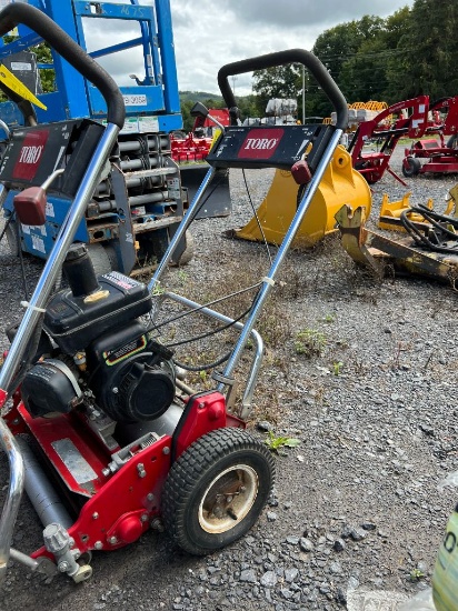 4701 Toro 1000 Greens Mower