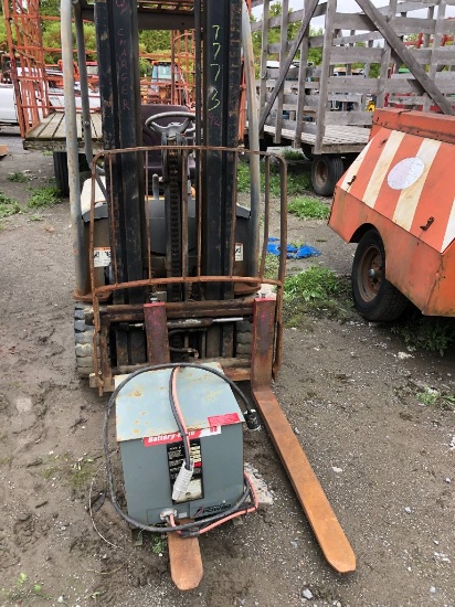 7773 Crown Forklift