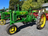 7889 John Deere Unstyled B Tractor on Rubber