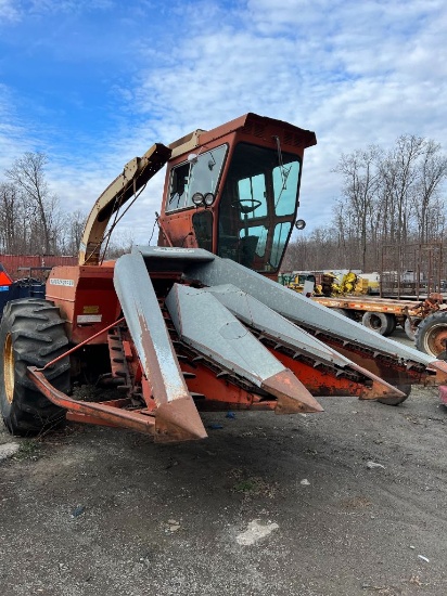 4744 New Idea 3-Row Chopper
