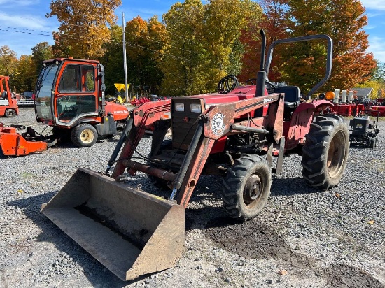 7950 Massey Ferguson 1030 Tractor