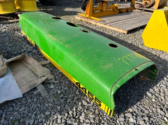 7990 John Deere 4455 Hood