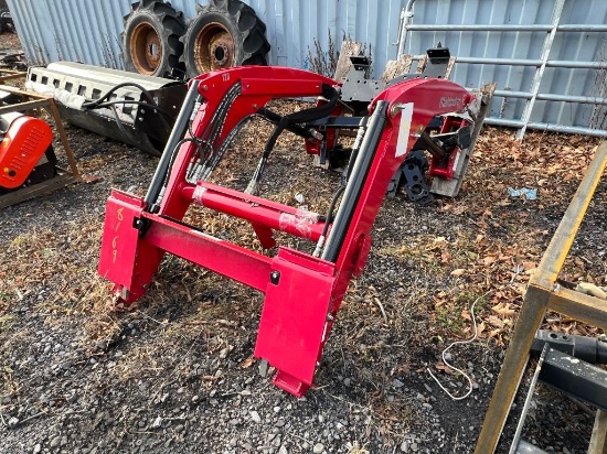 8169 New Mahindra Loader for 50hp Tractor