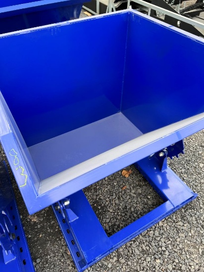 83 New Greatbear 1CY Self-Dumping Hopper