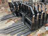 8090 Tomahawk 2800lb Capacity Pallet Forks