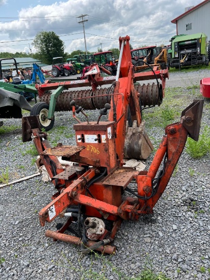 8706 Kubota 3pt Backhoe with Pump