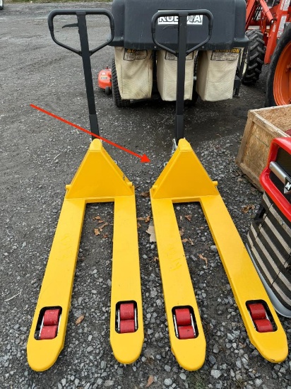 9314 New Pallet Jack