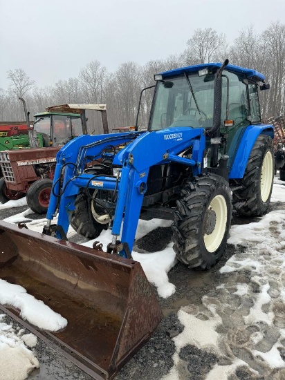 9718 New Holland TL100 Tractor
