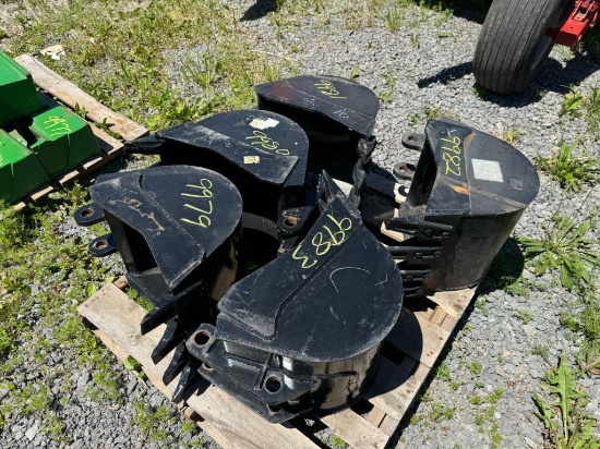 9980 New 16in HD Backhoe Bucket