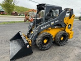 9761 2020 Deere 318G Skid Steer