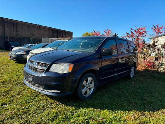 111 2013 Dodge Caravan