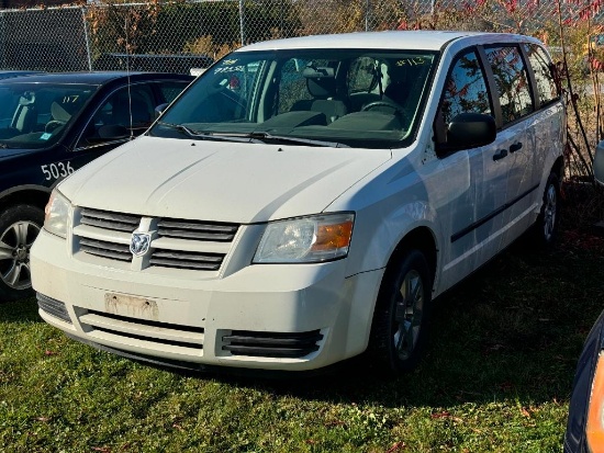 113 2008 Dodge Caravan