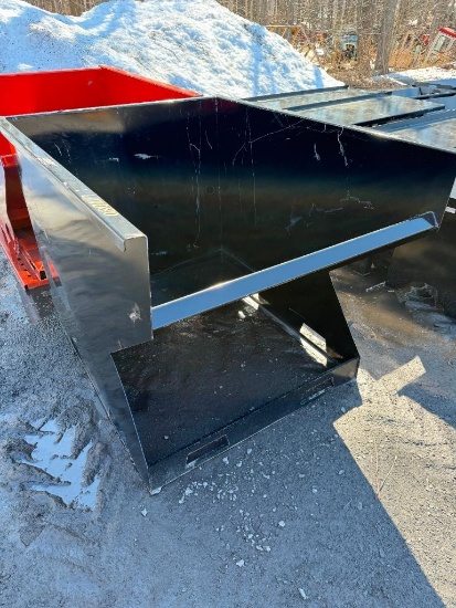 1080 2.0Y Skid Steer Trash Hopper