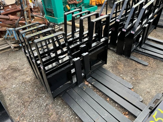 2047 Set of New 48in Kivel 4200lb Pallet Forks