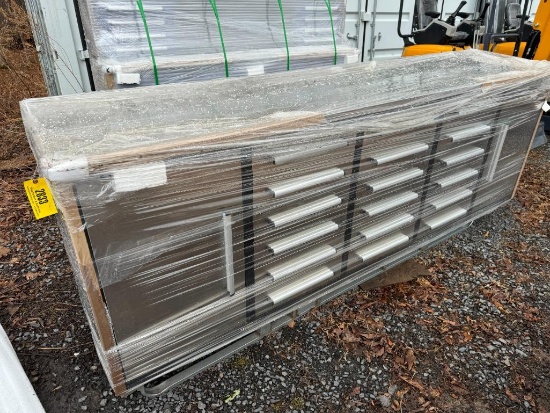 2833 New 10ft Workbench