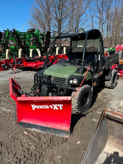 6197 John Deere 825i Gator