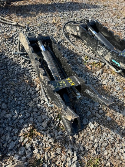 6239 New Hydraulic Excavator Thumb