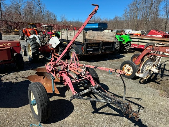 8499 International 2x Plow
