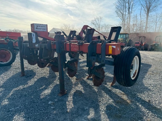 9816 Brillion 5-Shank Zone Builder