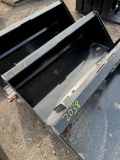 2037 New 60in Kivel Smooth Edge Bucket