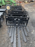 2093 Set of New 48in Kivel 3500lb Pallet Forks