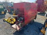 2782 Ubler 812 Feed Cart